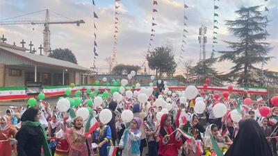  دانش آموزان البرز جشن   ایران قوی   برگزار کردند