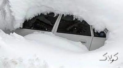 ارتفاع برف در این شهر به یک متر رسید