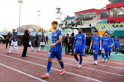 پنجره استقلال رسما بسته شد