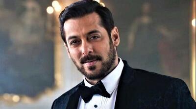  سلمان خان در سن 60 سالگی همچنان جذاب است