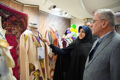  معاون سیاسی استاندار قزوین از نمایشگاه مد و لباس بانوان بازدید کرد