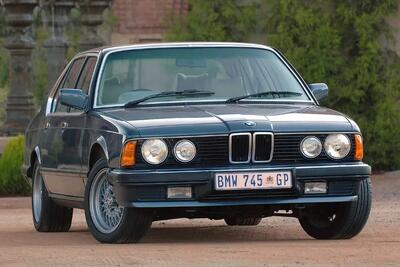 داستان تنها بی‌ام‌و M7 تاریخ