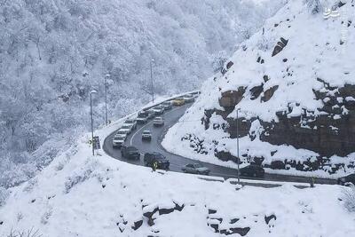 آخرین وضعیت ترافیکی و جوی جاده‌ها اعلام شد/ بارش برف و باران در این محورها