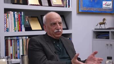  ببینید/ عبده تبریزی، اقتصاددان: به لحاظ اقتصادی وارد تله‌ی آرژانتین شده‌ایم / این یعنی کسری بودجه، تورم بالا، نرخ بهره بالا و جهش های ارزی بالا / در صورت تداوم شرایط، ممکن است وارد تله ونزوئلایی شویم