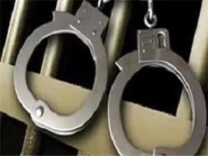 دلیل دستگیری فوتبالیسیت سابق چیست؟