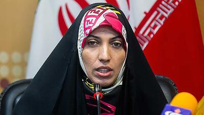 توهین زشت آمنه‌سادات ذبیح‌پور به پزشکیان بخاطر بانک مرکزی +عکس