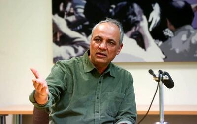 کنایه زیدآبادی به عراقچی: دارید سیخ را به پهلوی خلق‌الله می‌زنید!