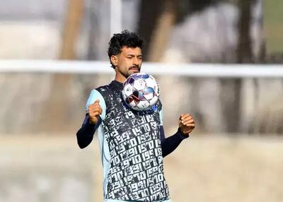 رامین با دلخوری در تمرین استقلال