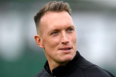 سخت ترین حریفی که فیل جونز تا به حال روبه‌رویش قرار گرفته