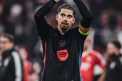 بازگشت مدافع افسرده بارسلونا به تمرینات