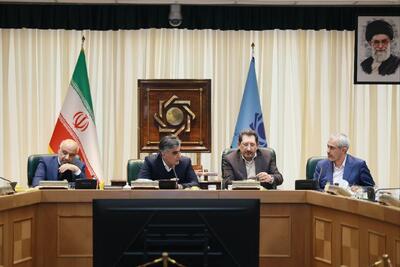 فوری | فرماندهان اقتصادی دولت به‌خط شدند | ریاست فرزین بر جلسه اضطراری برای دلار و معیشت