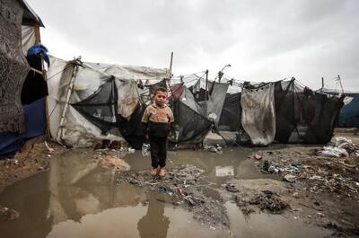  ۹۰۰ هزار آواره فلسطینی درگیر با مشکلات ناشی از سرمای هوا و ادامه محاصره صهیونیست‌ها