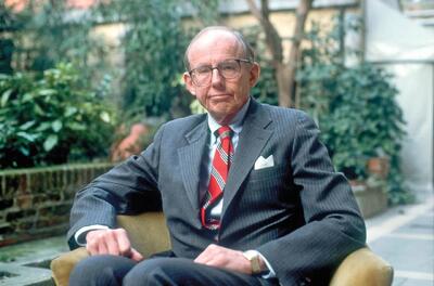 شاه، قربانیِ «مدرنیته‌ بدون مدیریت»/    رؤیای تمدنی  تله‌ای برای حذف ایران است؟/ تقسیم تمدنی جهان، نقشه نفوذ روسیه و چین بر ایران است