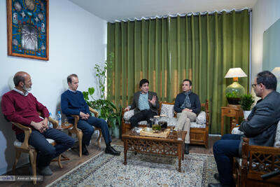 بازگشت به ریشه‌ها؛ بررسی اصالت هنر خوشنویسی ایرانی از صفویه تا امروز/نقد سیاست‌های آموزشی انجمن خوشنویسان