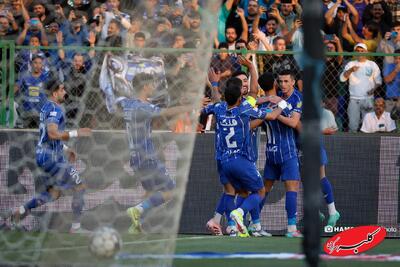 این بازیکن استقلال باید با حسن یزدانی کشتی بگیرد | در استقلال کسی نیست کُت در بیاورد! - کلبه سرگرمی