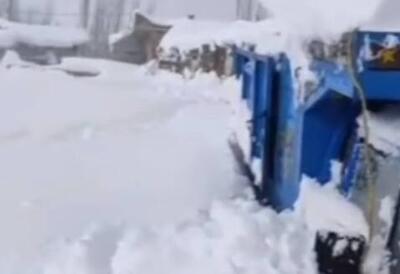 فیلم/ بارش برف یک متری در روستای  گەلاز