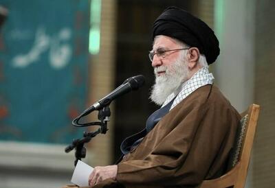 دیدار و گفتگوی خودمونی رهبر انقلاب با خانواده شهید