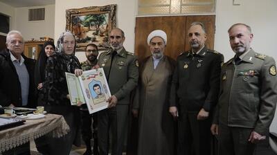  امیر جهانشاهی:شهدا با اتحاد و همدلی مثال‌زدنی در برابر دشمنان ایستادند