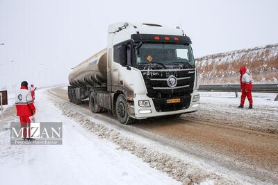 امدادرسانی هلال احمر به ۸۴۰۰ نفر در ۲۲ استان کشور/ ۴ فوتی و ۹ مفقودی در برف و کولاک و سیلاب شبانه‌روز گذشته