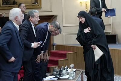 زینب سلیمانی: نقش سردار سلیمانی محدود به جنبه‌های نظامی نبود