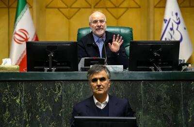 کارنامه فرزین در بانک مرکزی ؛ ۳ سال هر دلار ۱۰۰ هزار تومان گرانتر