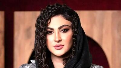  اولین عکس از مادرشوهر خوش قد و بالای مریم مومن / تازه عروس چه دلبری میکنه !