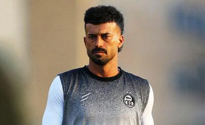 حضور دوباره رضاییان در تمرین استقلال - پارس فوتبال