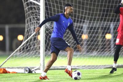 رامین رضاییان همچنان در تمرین استقلال - پارس فوتبال