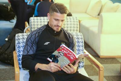 بعضی‌ها می‌گویند وریا زیرآب رامین را زده است؟/ کدام مدافع شماره 10می‌پوشد؟ - پارس فوتبال