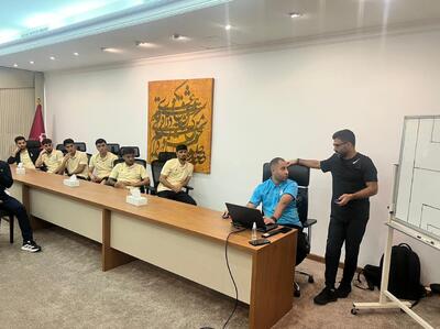 برگزاری جلسه فنی تیم ملی فوتبال امید در دومین روز اردوی دبی - پارس فوتبال