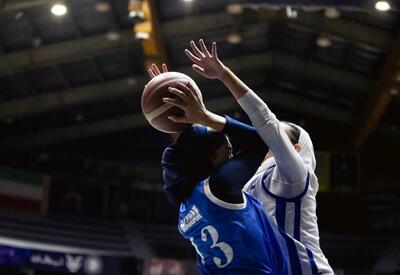 جدال زنان بسکتبال در آزادی/ توپ پُر استقلال برای تقابل با نفت - پارس فوتبال