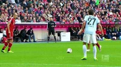 ویدئو: گل‌ها و تکنیک‌های تونی کروس در سال‌های جوانی - پارس فوتبال