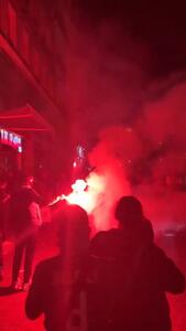 ویدئو: پایکوبی الجزایری‌ها پس از صعود به مرحله حذفی - پارس فوتبال