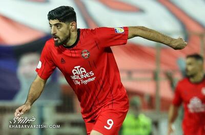 رونمایی از بمب زمستانی تراکتور/ این ستاره دوباره به پرسپولیس پشت کرد - پارس فوتبال