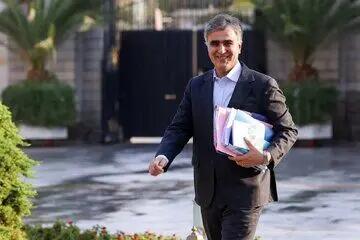 استعفای دوباره فرزین تکذیب شد