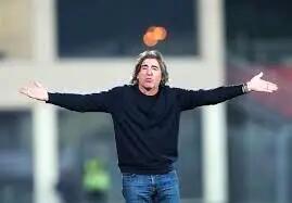 ریکاردو ساپینتو هدایت استقلال را ادامه می‌دهد