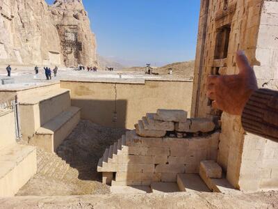 فرونشست به قلب تاریخ رسید