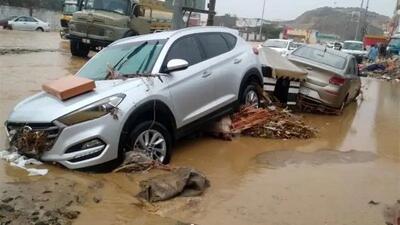 بحران سیلاب در جده / خیابان‌ها زیر آب رفتند + فیلم