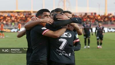 خبری مهم از نقل و انتقالات پرسپولیس/ معرفی ۵۰ بازیکن به اوسمار از سوی گروه آنالیز پرسپولیس