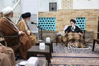  تصاویری از دیدار هیئت رئیسه جامعه مدرسین با حضرت آیت الله شبیری زنجانی
