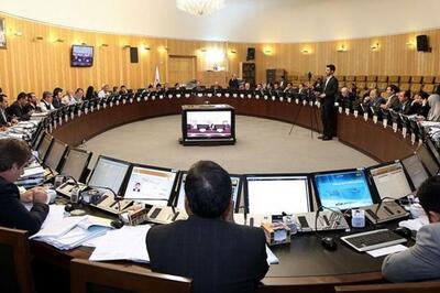 سخنگوی کمیسیون تلفیق: لایحه بودجه ۱۴۰۵ نیازمند اصلاحات جدی برای حمایت از خانوار و مهار تورم است