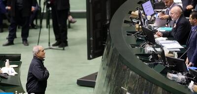 حمله روزنامه نزدیک به قالیباف به دولت پزشکیان؛ دولت توانایی مهار بحران را ندارد