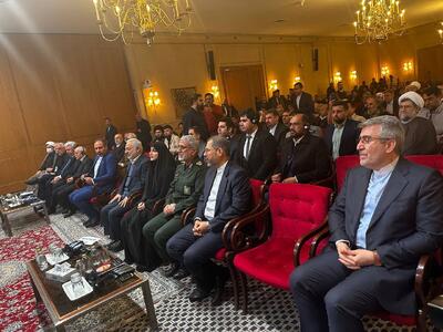 حضور سردار قاآنی در کنفرانس حاج قاسم سلیمانی