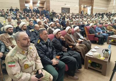 پلیس خدمتگزار باید متمسک به ارزش‌های انسانی و الهی باشد - تسنیم