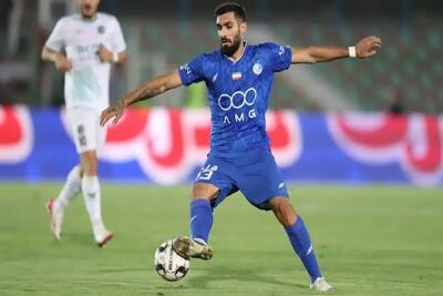 چراغ قرمز مقابل استقلال برای خرید بازیکن جدید