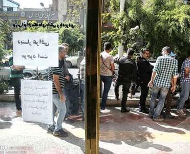 تداوم اعتصاب بازاریان     در اعتراض به گرانی‌ها