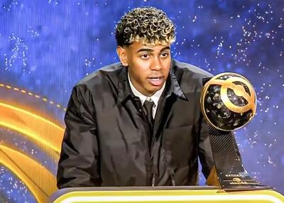 یامال رونالدو را به خنده انداخت! (عکس)