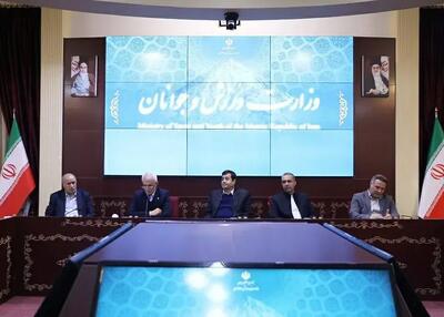 شروع جلسه مهم وزیر با مدیران 4 باشگاه پرطرفدار