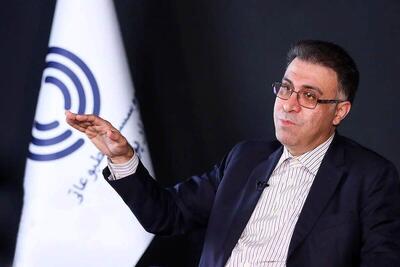 فرزین سیاستی را اجرا کرد که قبلا آن را خیانت می‌دانست/ اگر ارز آزاد می‌شد، نرخ آن خیلی کمتر بود