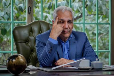  مهران مدیری، «شیش ماهه» و بازگشتی موفق به قاب کوچک